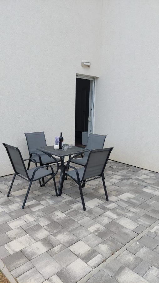 Navis Apartment Supetarska Draga Luaran gambar