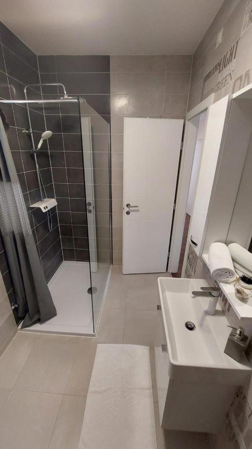 Navis Apartment Supetarska Draga Luaran gambar