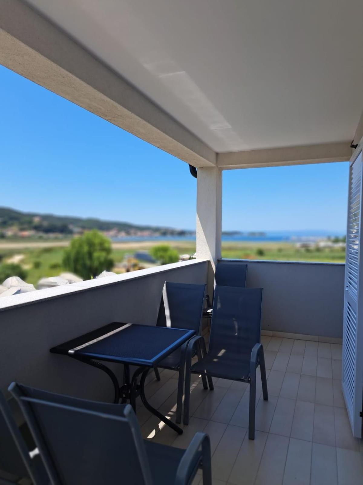 Navis Apartment Supetarska Draga Luaran gambar