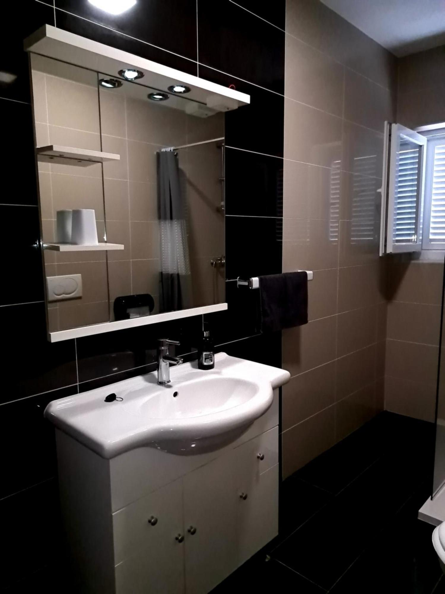 Navis Apartment Supetarska Draga Luaran gambar